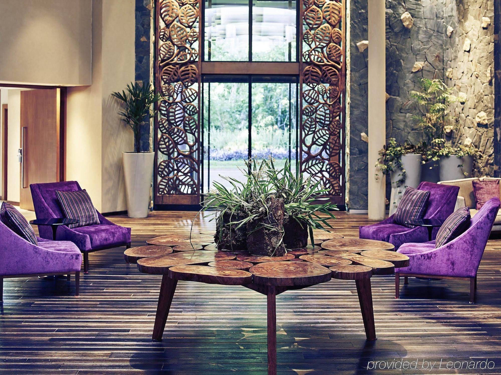 Mercure Iguazu Iru Hotel 5*